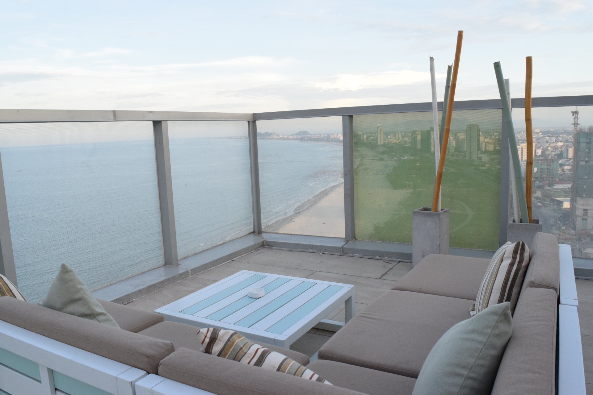 ルーフバルコニー